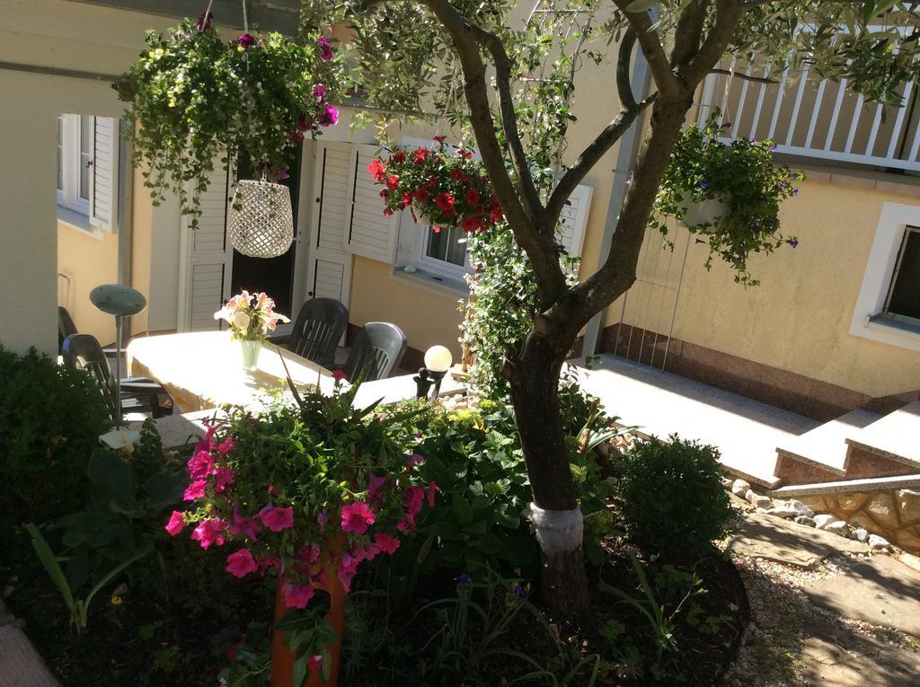 Apartments Kaskada มารีนา ภายนอก รูปภาพ